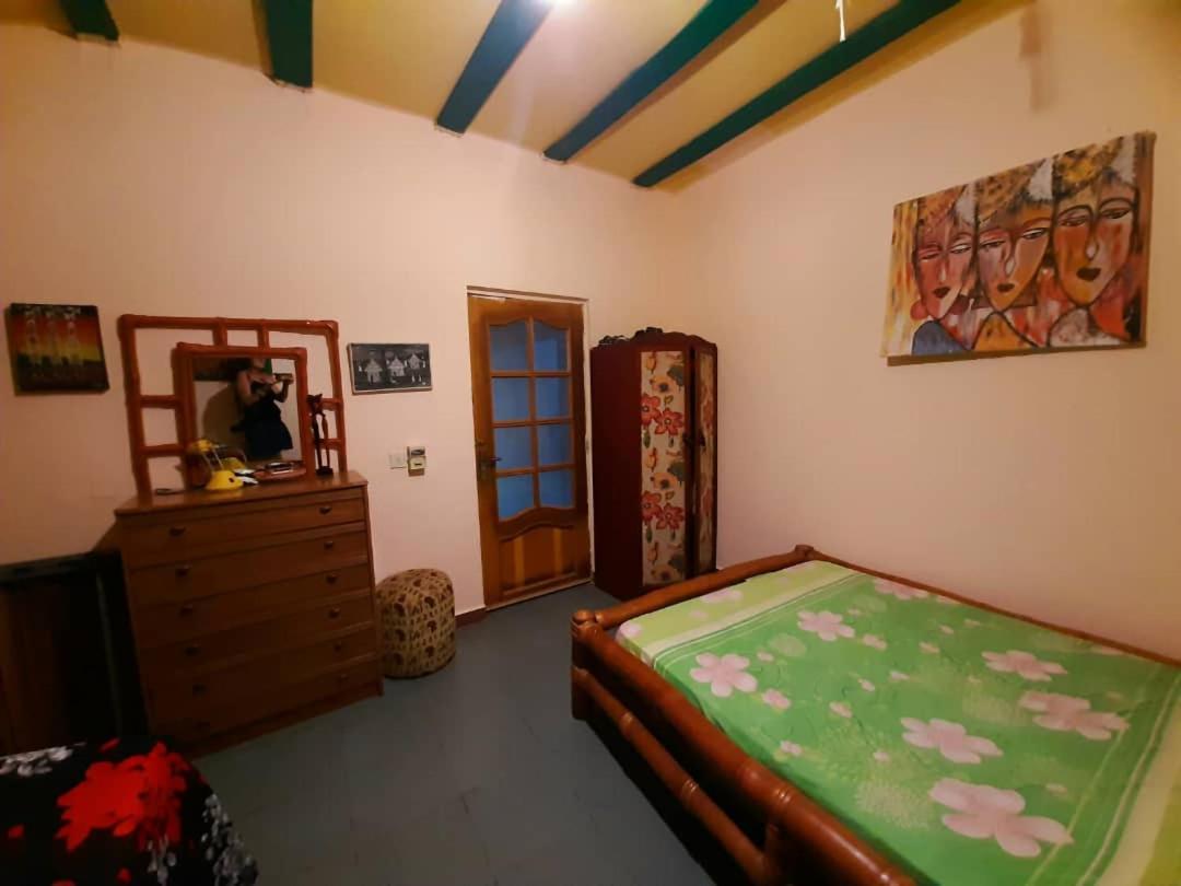 Casa Hotel Sinkiling Gambia Serrekunda Exteriör bild
