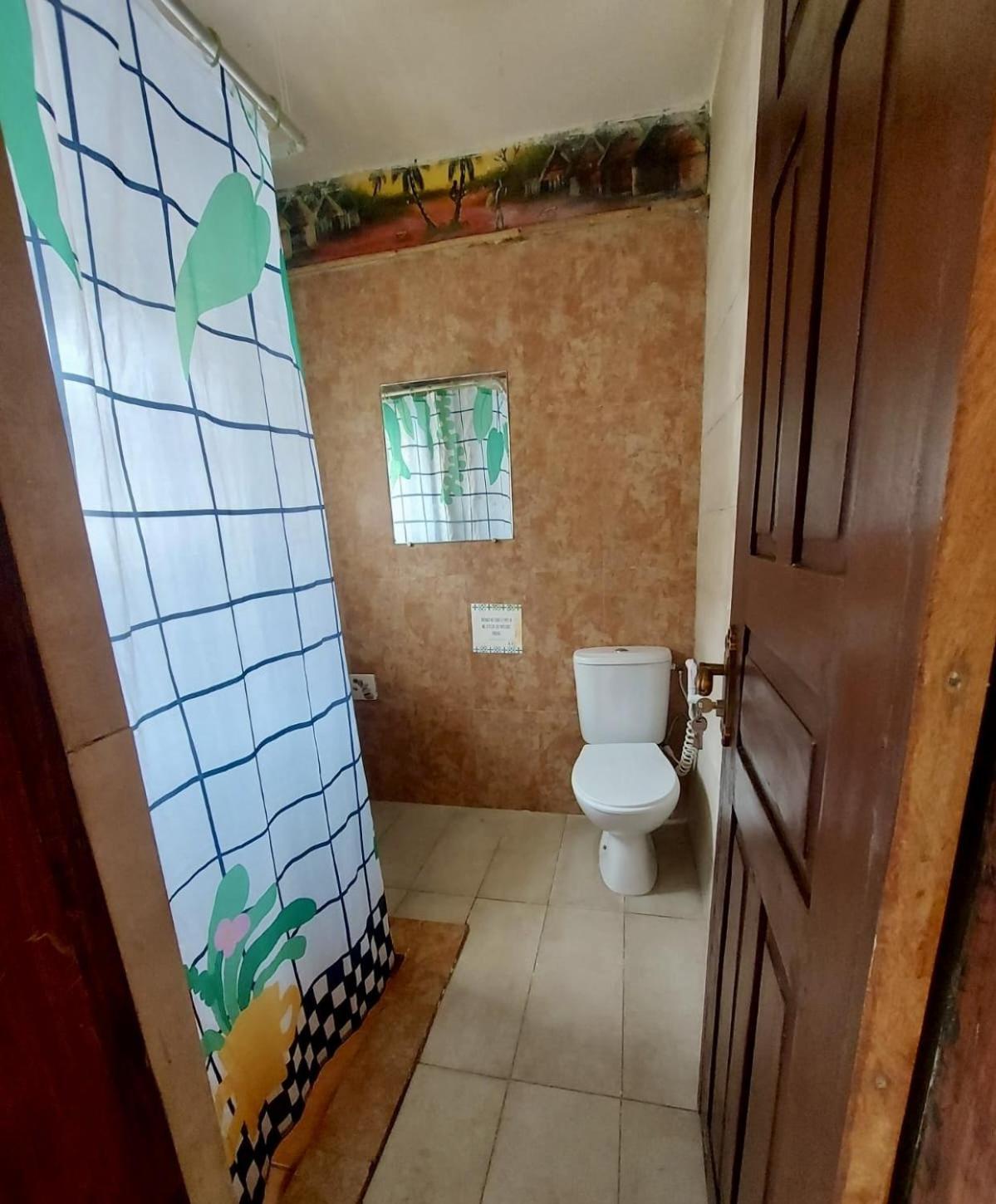 Casa Hotel Sinkiling Gambia Serrekunda Exteriör bild